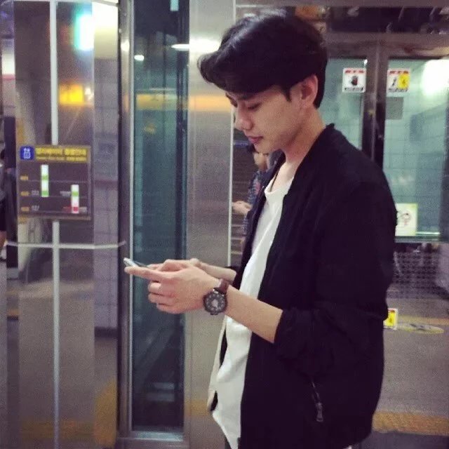 支儿淑士