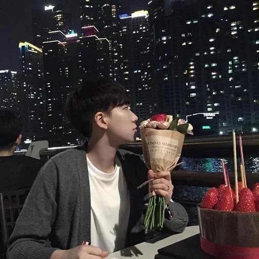 齐茜彦成