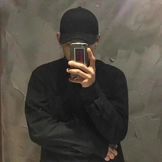 夏罡君晴